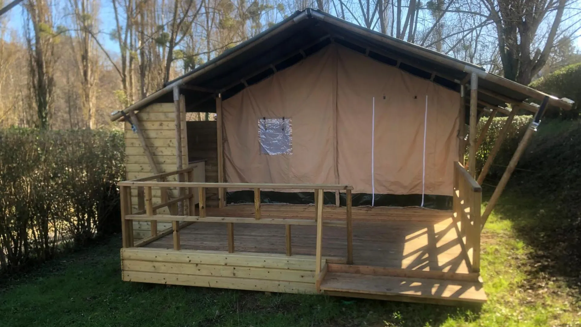 Campsite Camping Du Pont De St Gal Saint-Gal-sur-Sioule
