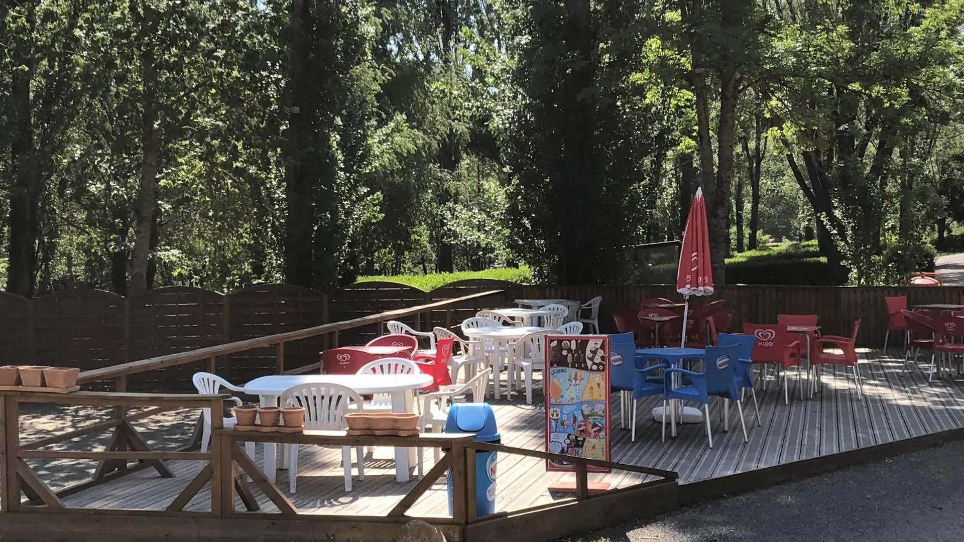 Camping Du Pont De St Gal Saint-Gal-sur-Sioule France