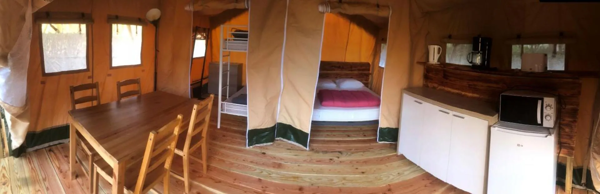 Saint-Gal-sur-Sioule Camping Du Pont De St Gal