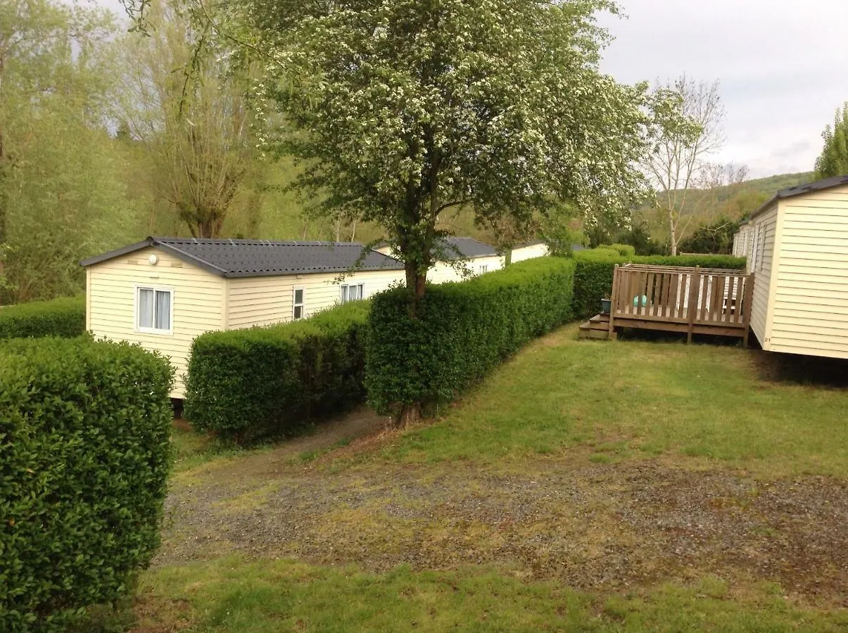 Saint-Gal-sur-Sioule Camping Du Pont De St Gal