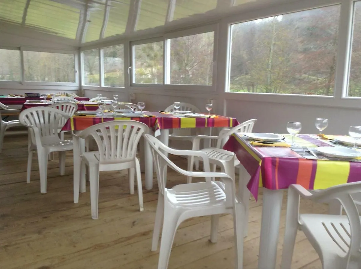 Saint-Gal-sur-Sioule Camping Du Pont De St Gal 2*,